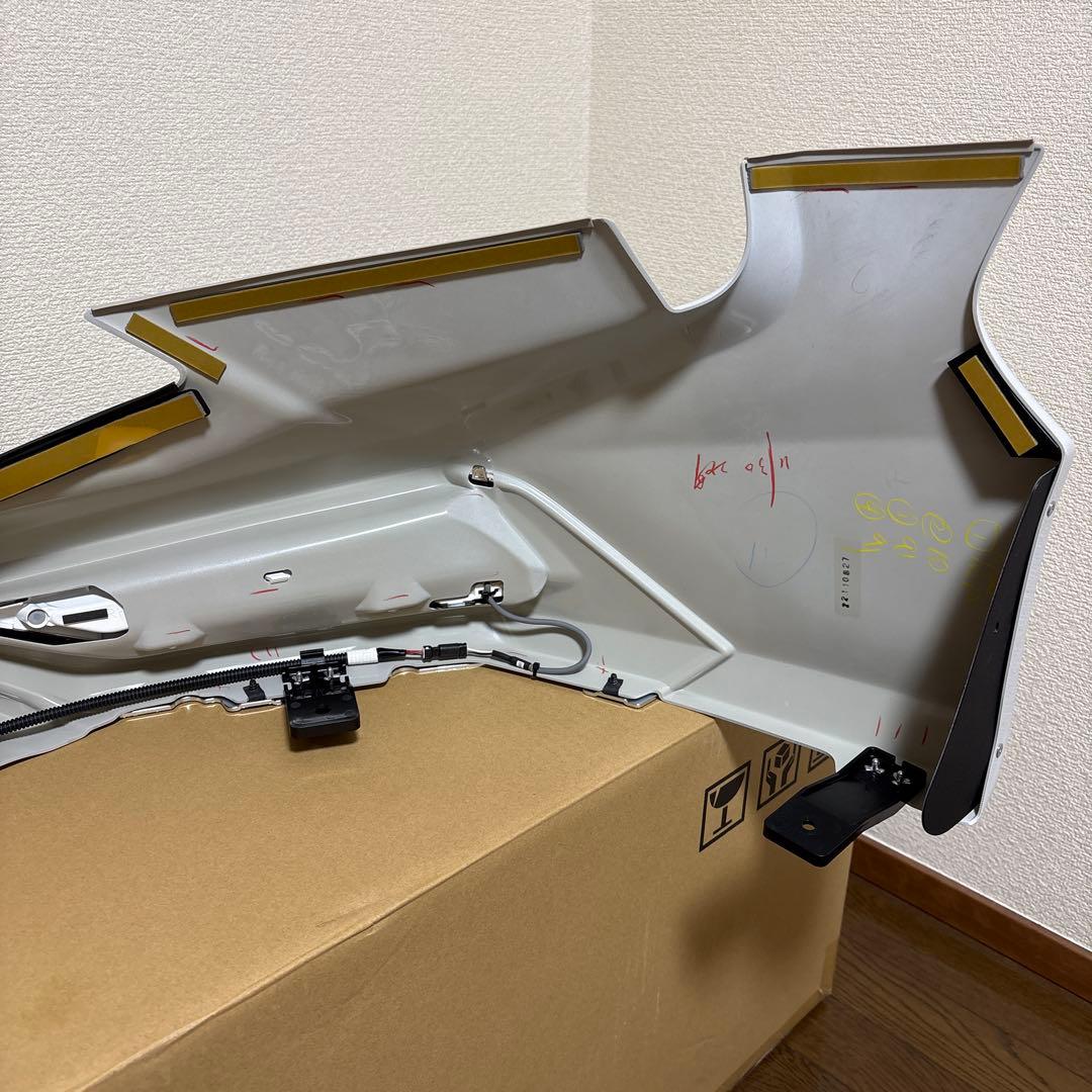 最終価格２５日撤収予定 RAV4 モデリスタフロントスポイラー ホワイトパール