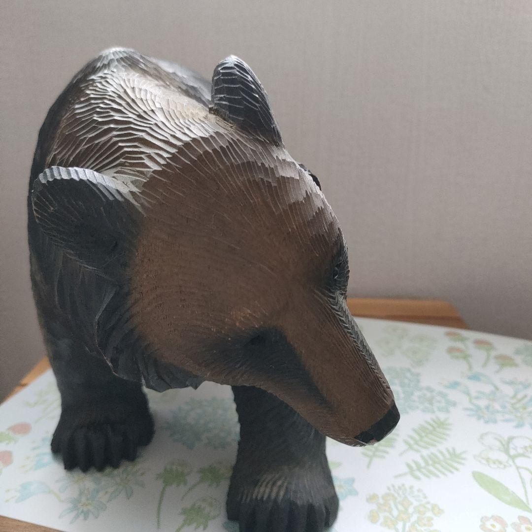 木製クマの彫刻 約30センチ伝統工芸品