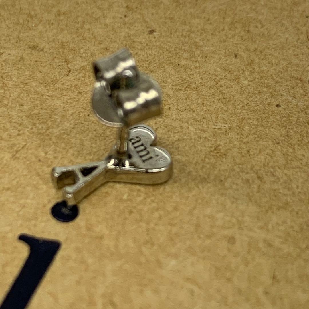 ☆▲美品　 Ami ピアス amiparisハートモチーフ 片耳用ピアス 中古品