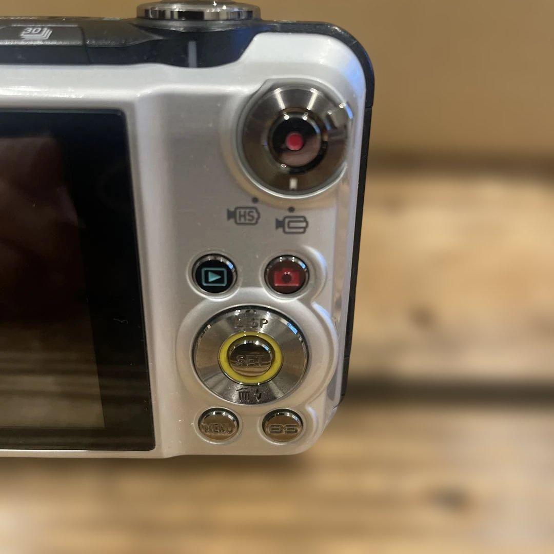 CASIO EXILM デジカメ