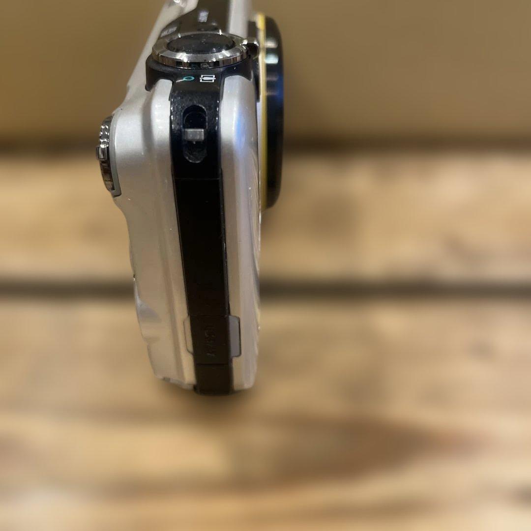 CASIO EXILM デジカメ