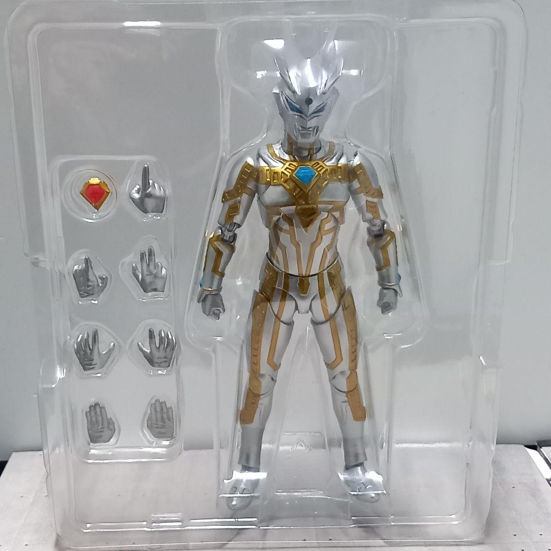 SHFiguarts ウルティメイトシャイニングウルトラマンゼロ
