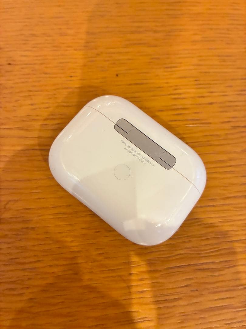 AirPods Pro 本体 充電ケース付き　第一世代