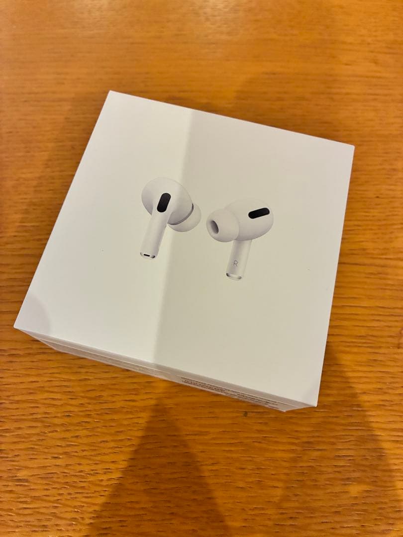 AirPods Pro 本体 充電ケース付き　第一世代