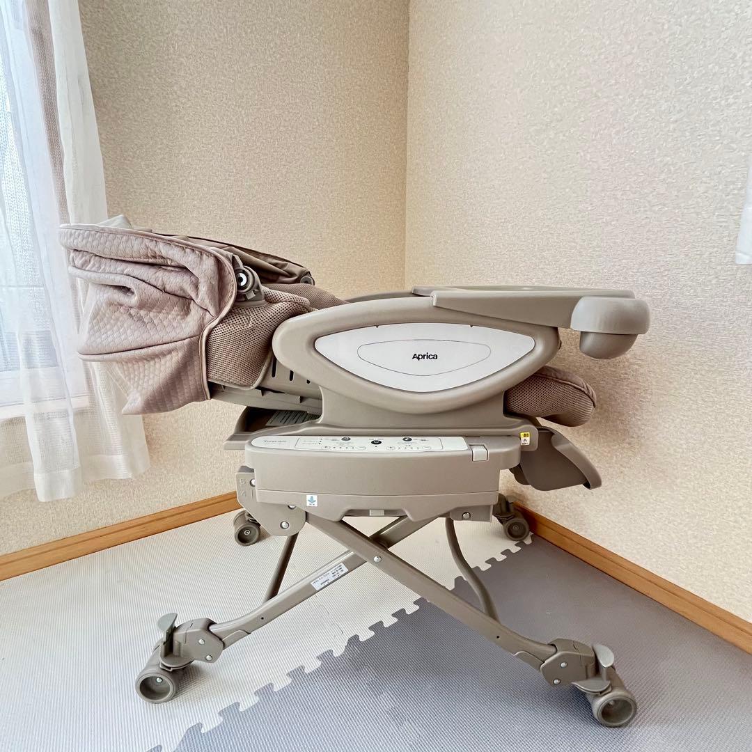 【一点限り❣️】Aprica 電動ハイロー　ユラリズム　オートプレミアム⭐︎⭐︎