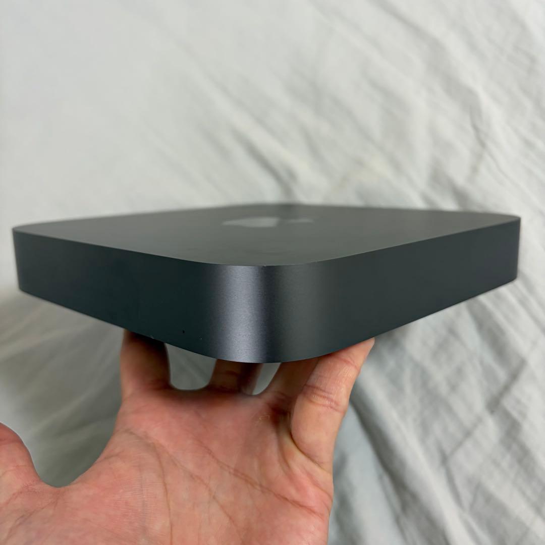 mac mini 3.2 GHz 6コアIntel Core i7（2018）