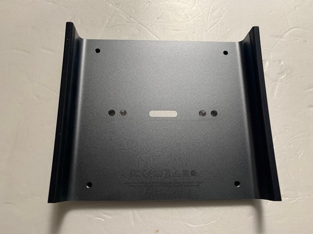 純正 VESA Mount Adapter Kit MR3C2ZA/A