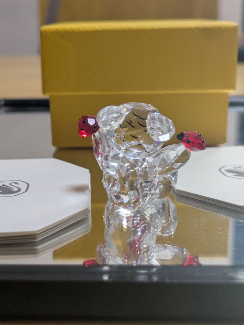 スワロフスキー クリスベア てんとう虫 置物