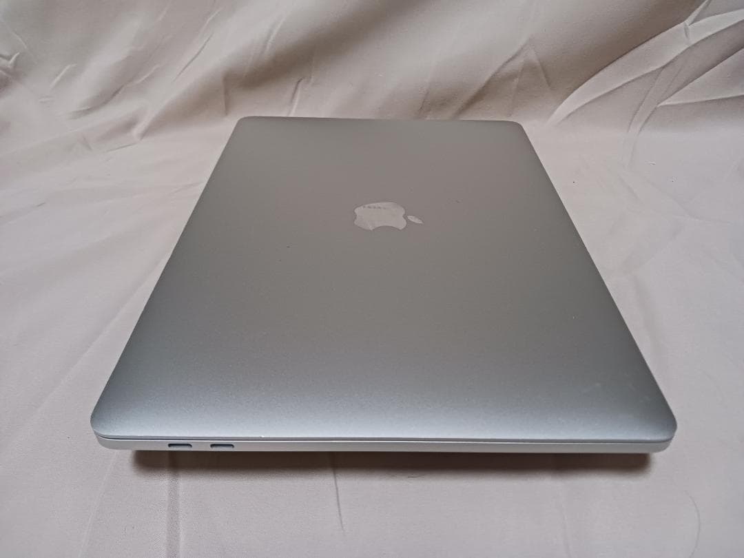 MacBook Pro (13インチ, 2017, T3 x 4) 　A1706