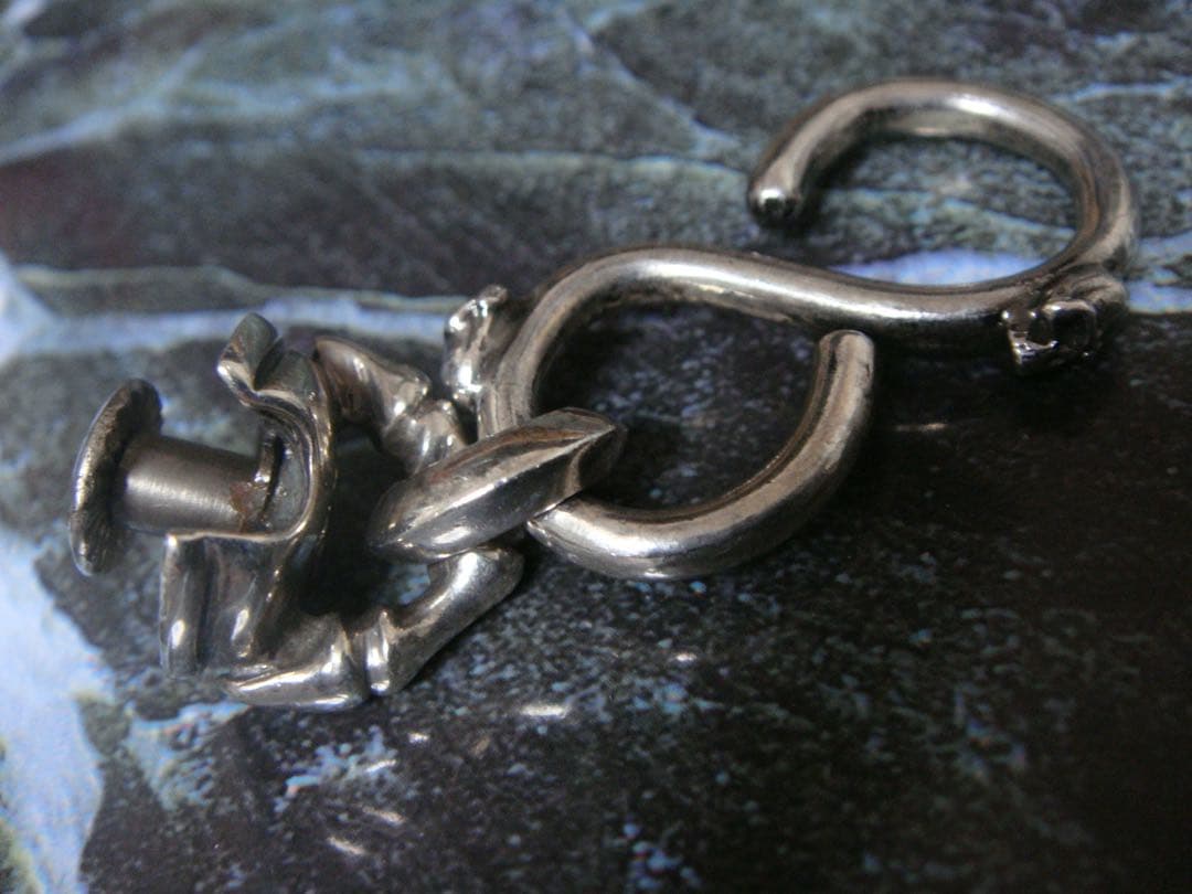 THIRTEEN DESIGNSサーティーンデザインズウォレットリングバーSカン