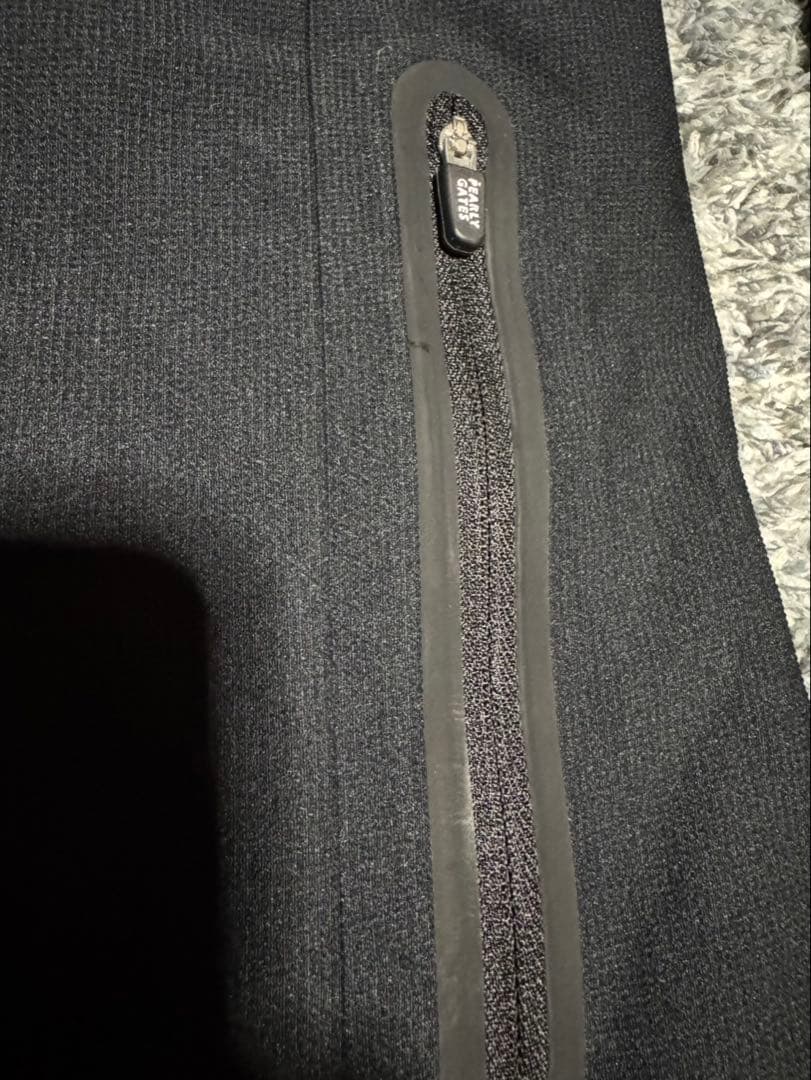 PEARLY GATES ブラックジャケット フード付き