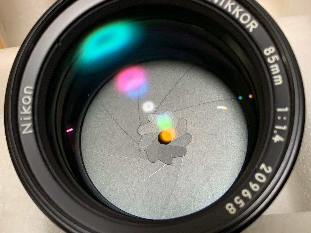 レンズ(単焦点) NIKON 85mm 1:1.4