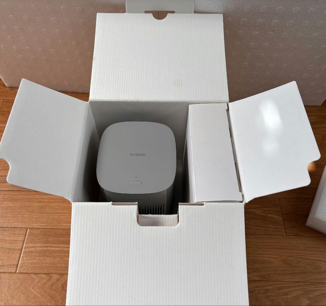 XGIMI MoGo2　プロジェクター