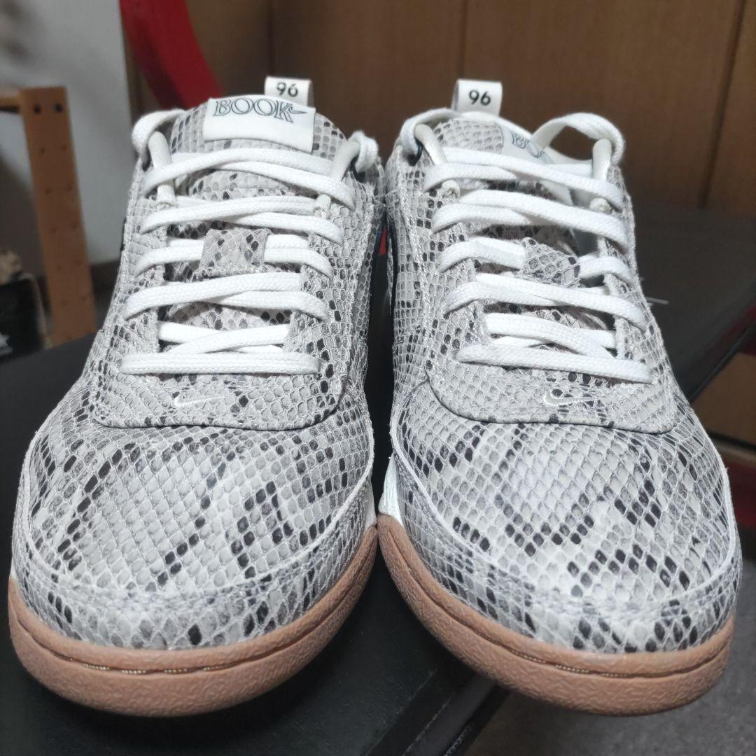 NIKE BOOK1 Snake skin　白蛇