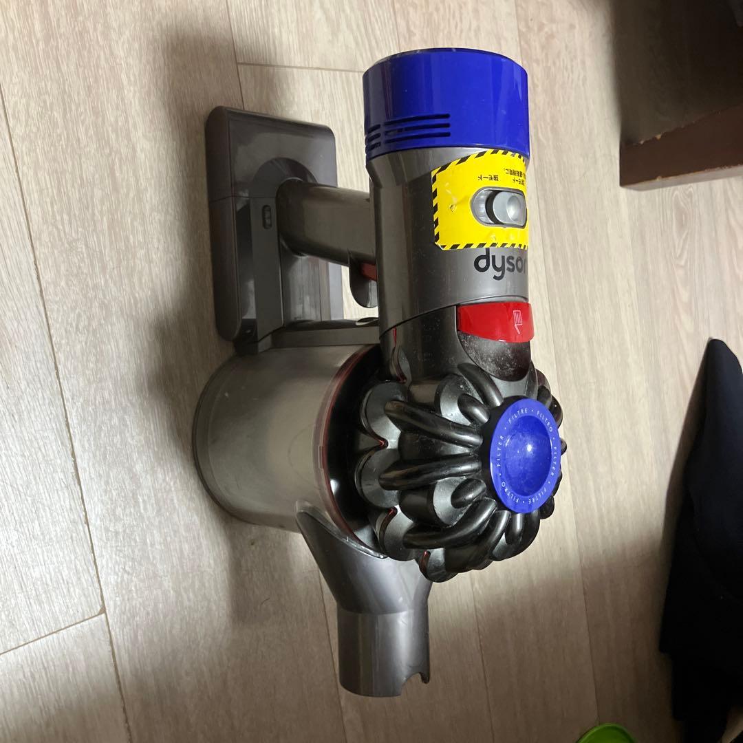 Dyson V8 fluffyスティッククリーナー 本体
