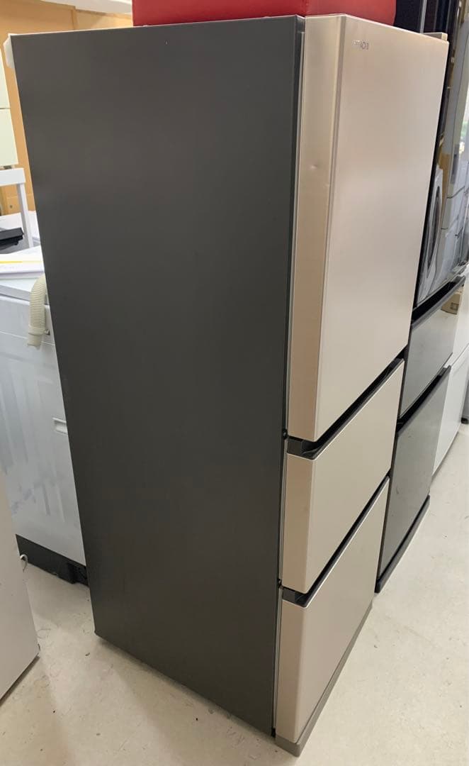 HITACHI 265L 冷蔵庫 2022年製 送料無料　小さい凹みあり