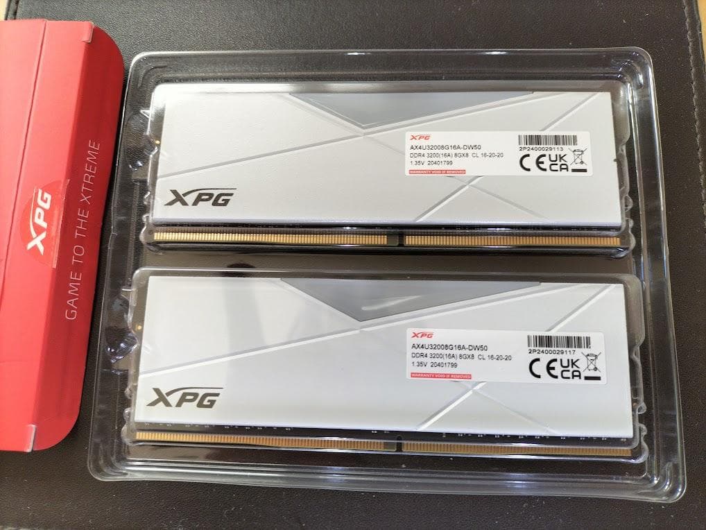 XPG SPECTRIX D50 DDR4 8GB×2枚セット RGB