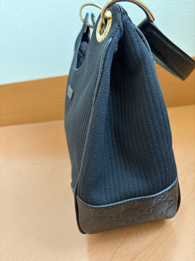 GUCCI ワンショルダー　キャンバス　シマレザー　ショルダーバッグ　ブラック