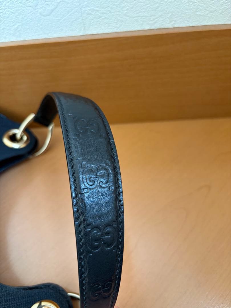GUCCI ワンショルダー　キャンバス　シマレザー　ショルダーバッグ　ブラック