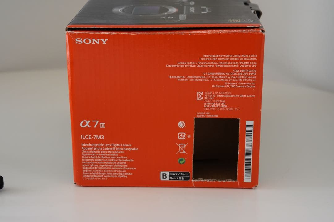 Sony α7 III ILCE-7M3ミラーレス一眼 ボディ 本体