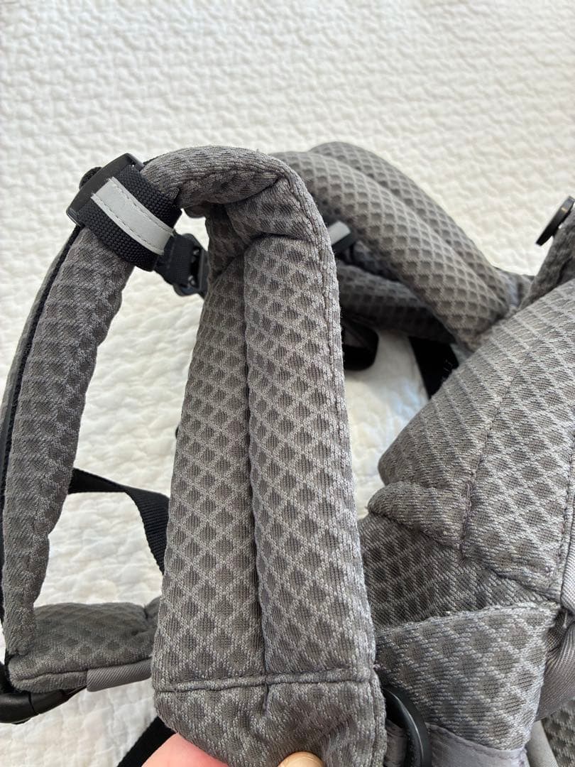 エルゴ 抱っこ紐 オムニ ブリーズ グラファイトグレー