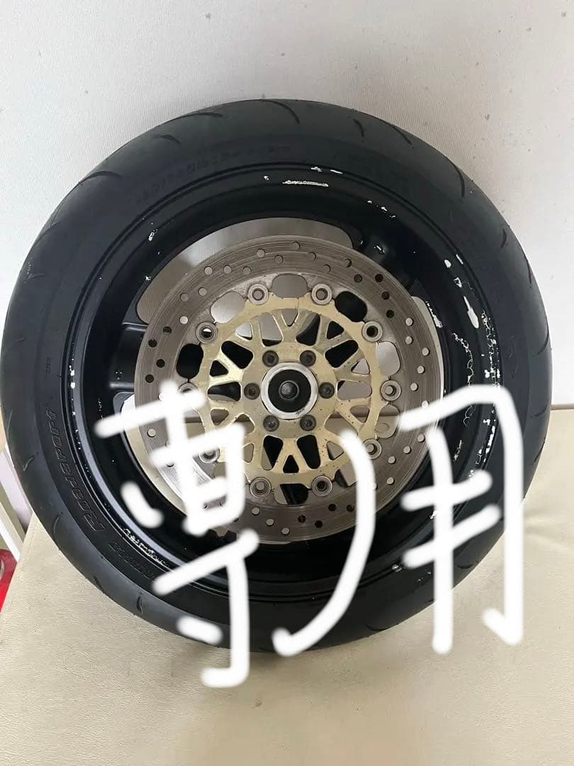 ホーネット250 フロントホイール