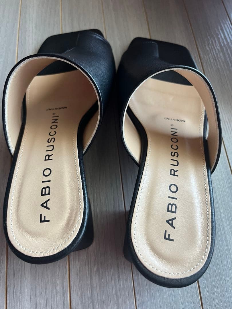 FABIO RUSCONI ブラックミュール 37