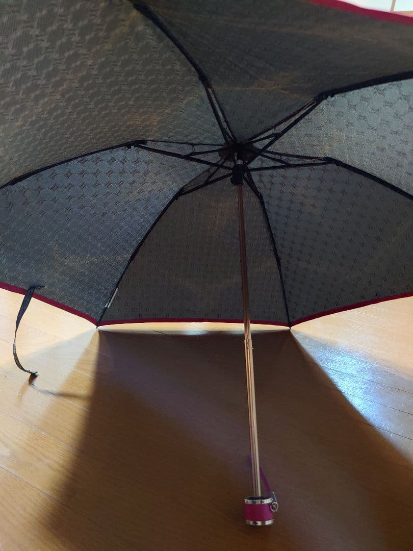 新品セリーヌ折りたたみ傘