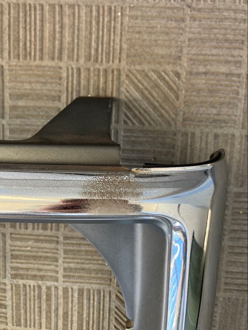 トヨタ　ランクル70フロントグリル　PZJ70.77.HZJ77HV