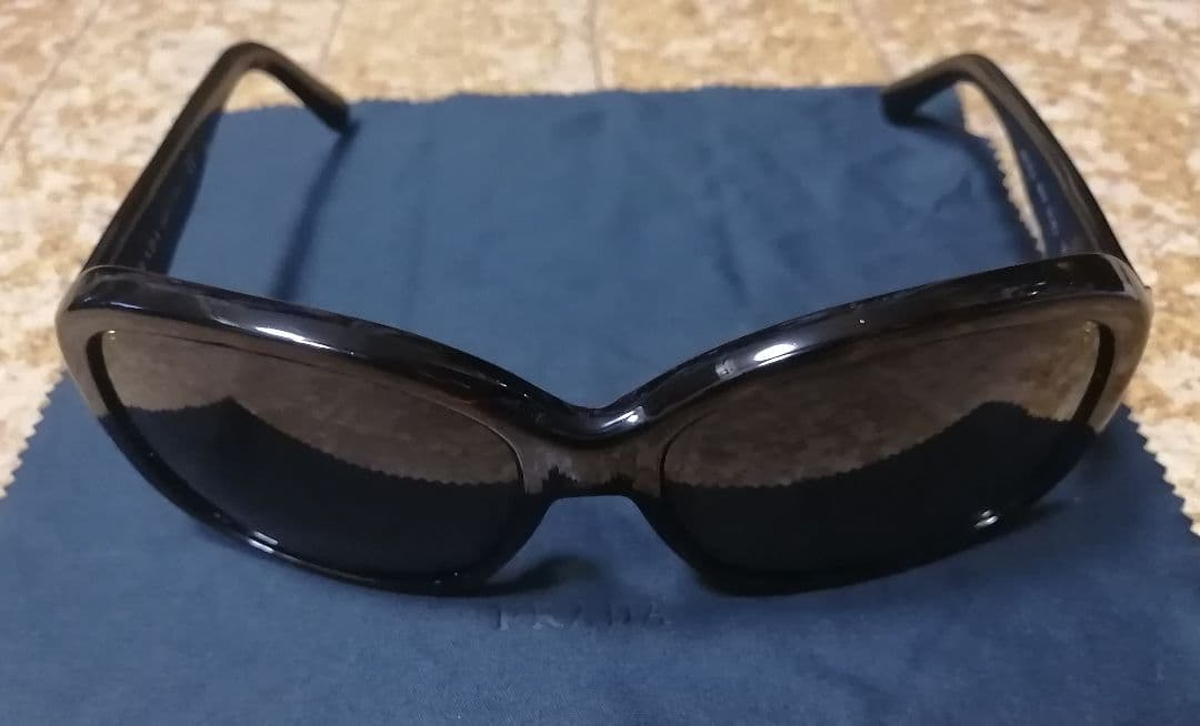 saryu♡即購入可✨ PRADA サングラス 2AU8C1 美品モデル