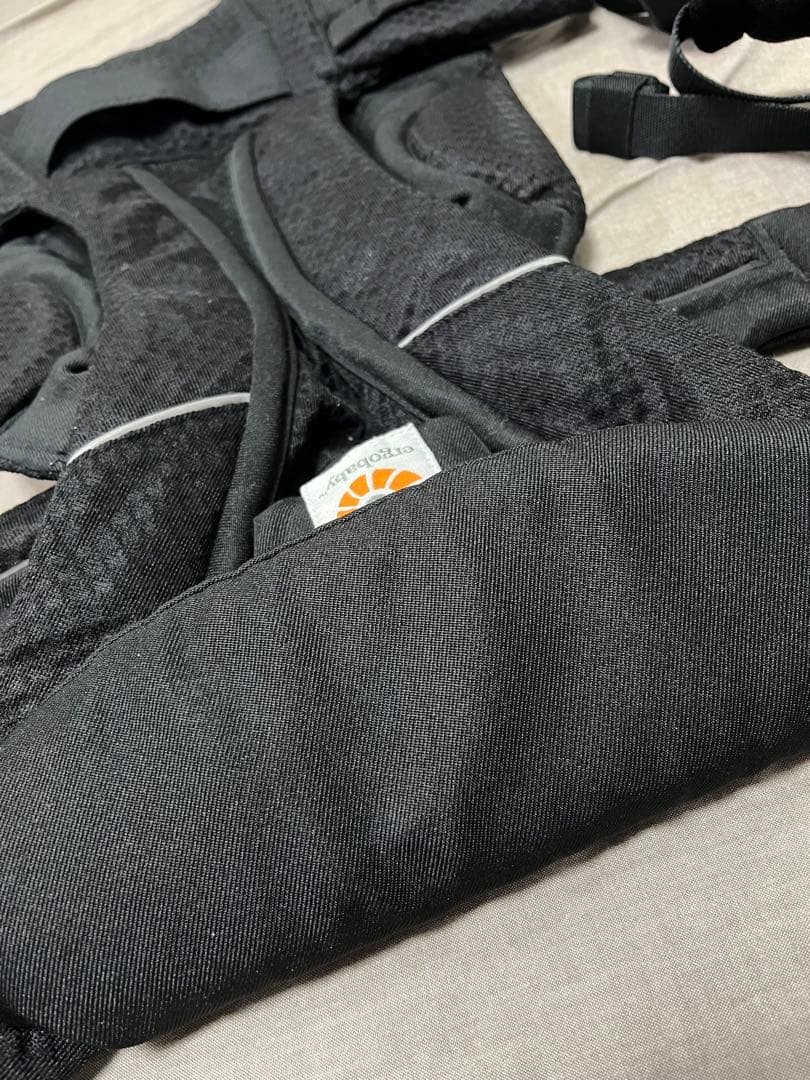 美品 / エルゴ ergobaby OMNI breeze 抱っこ紐 ブラック