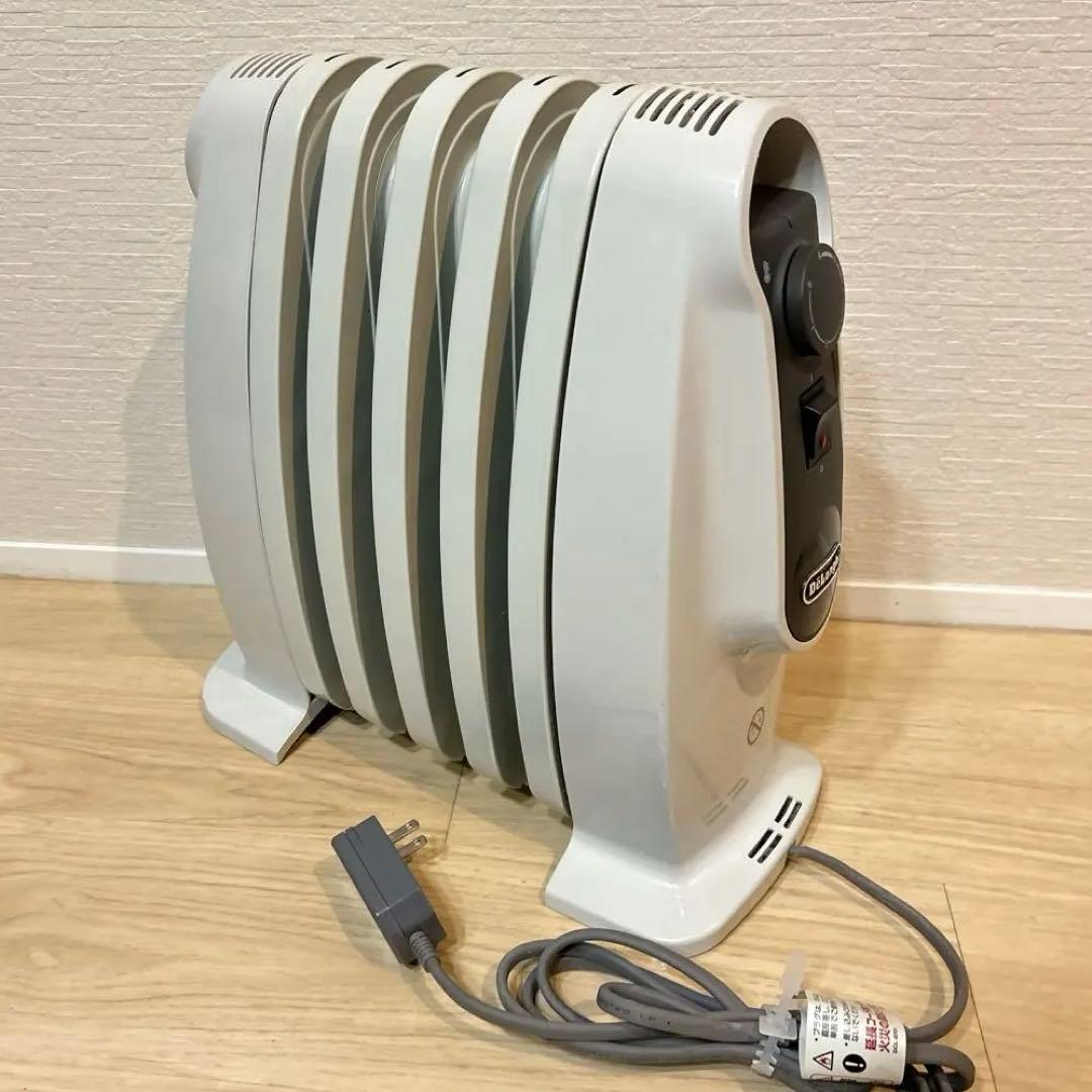 【美品】 デロンギ オイルヒーター RHJ01A0505-DW 500W 小型
