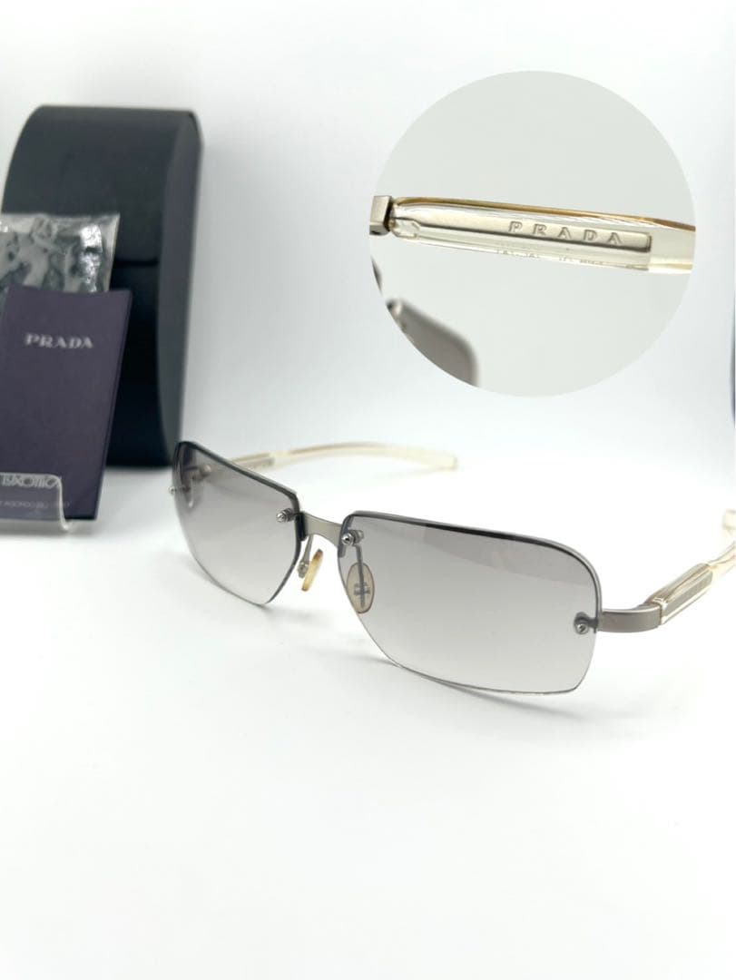 極美品・付属品完備✨　プラダ　サングラス　ハーフリム　スクエア　ロゴ刻印　Y2K