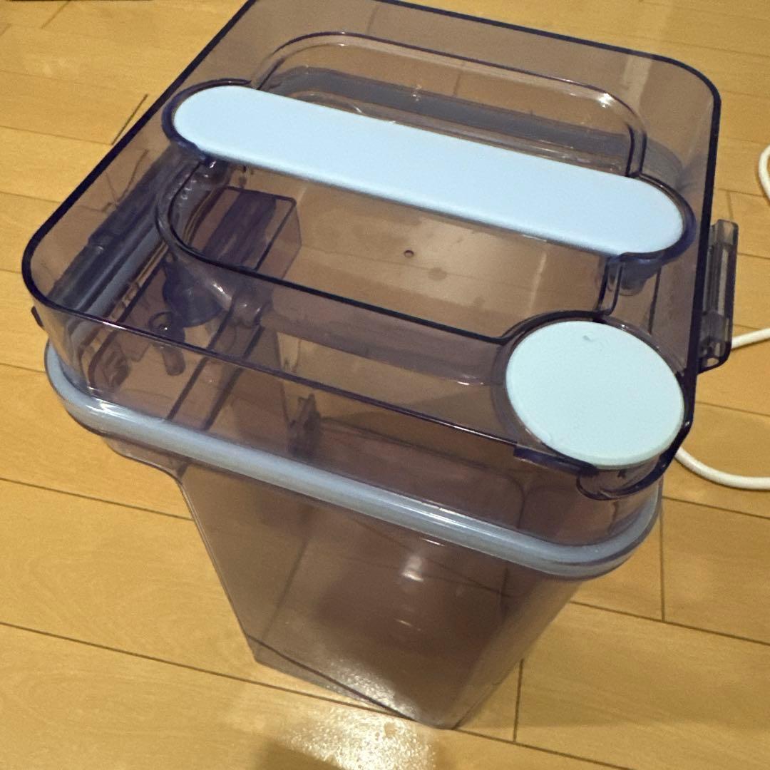 ロボット掃除機　水拭き対応 yeedi モップステーション