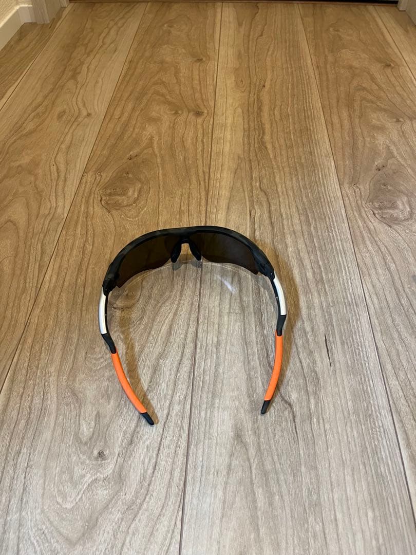 1/25最終値下　Oakley スポーツサングラス ケース付き　オーダー