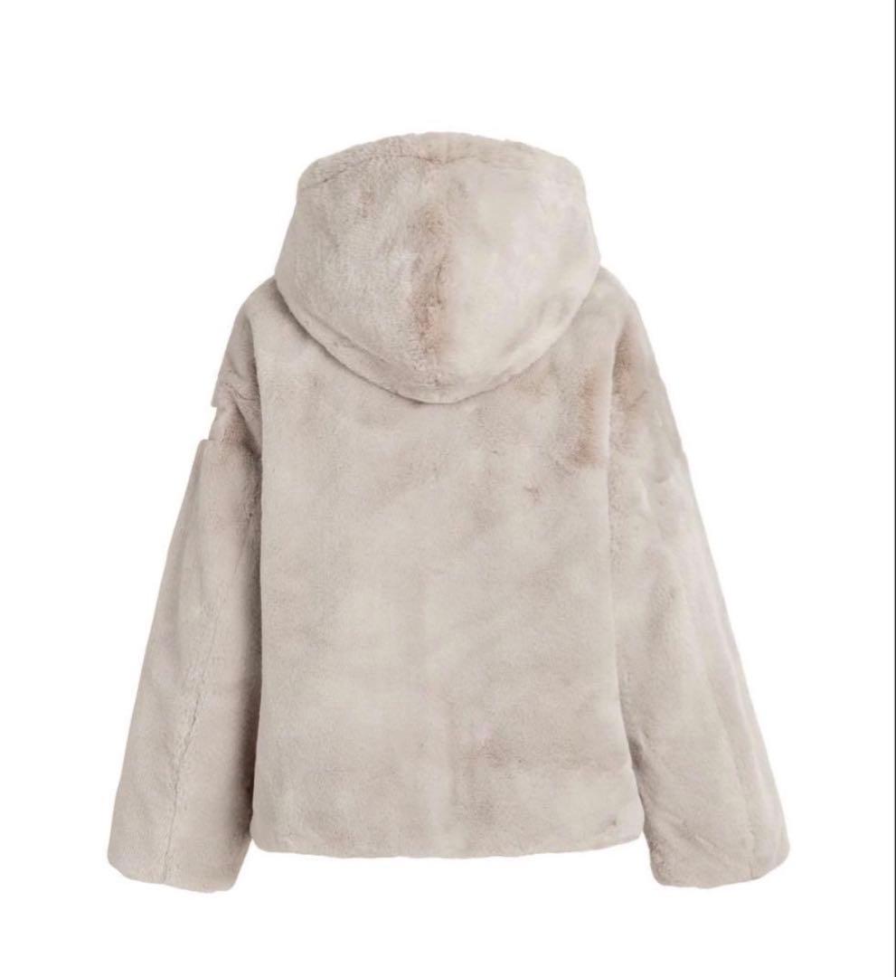 TATRAS YUMOLAボアブルゾン ライトグレー 01