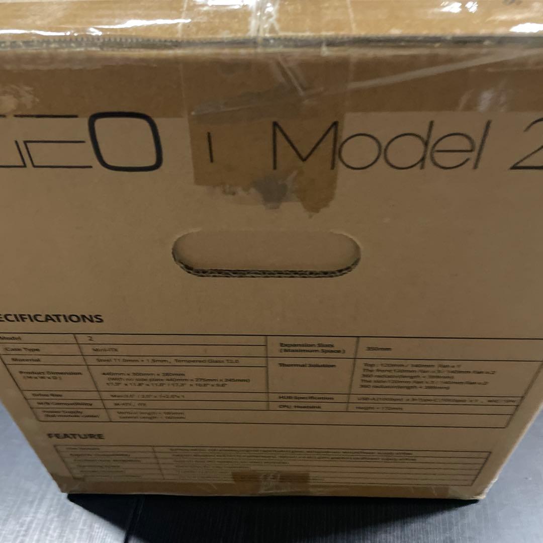 GEOMETRIC FUTURE ミニタワーPCケース Model 2