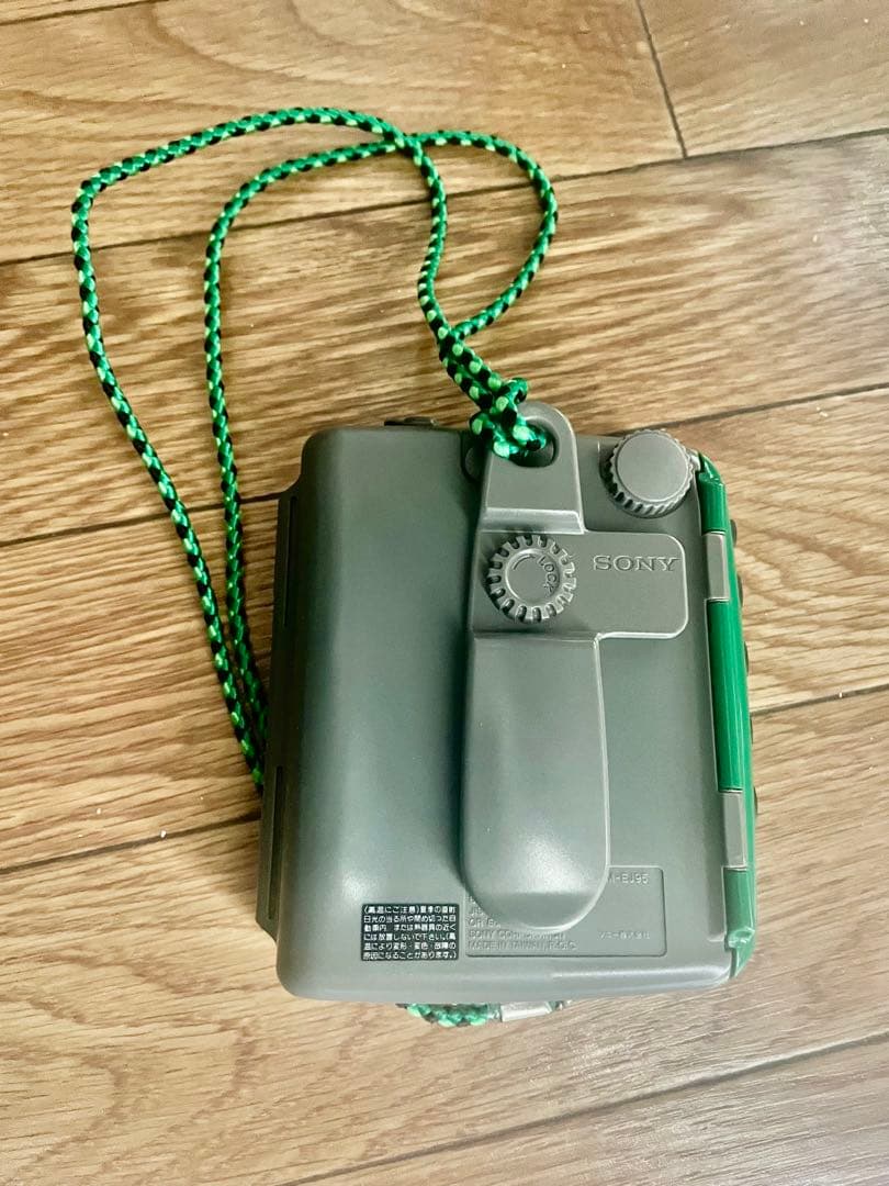 SONY ウォークマン SPORTS 緑
