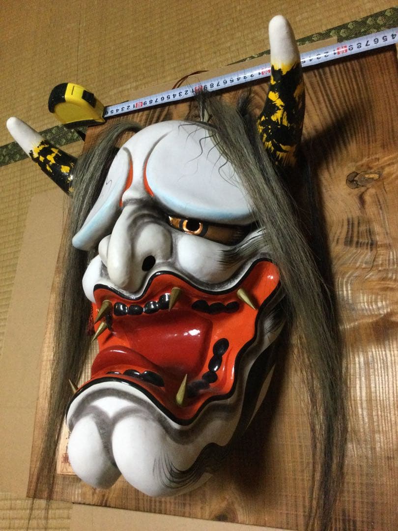 義父の遺品の神楽面です