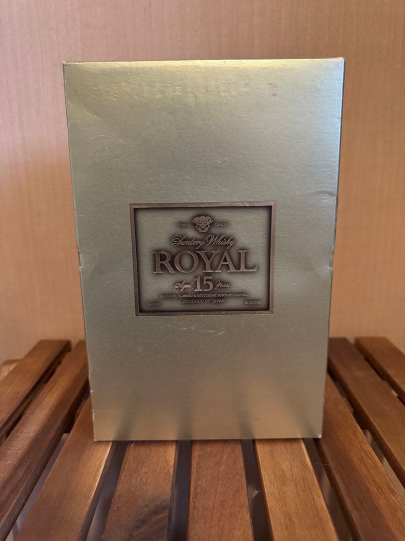 【未開封】 サントリー ローヤル 15年 ゴールドラベル 限定 希少 ウイスキー