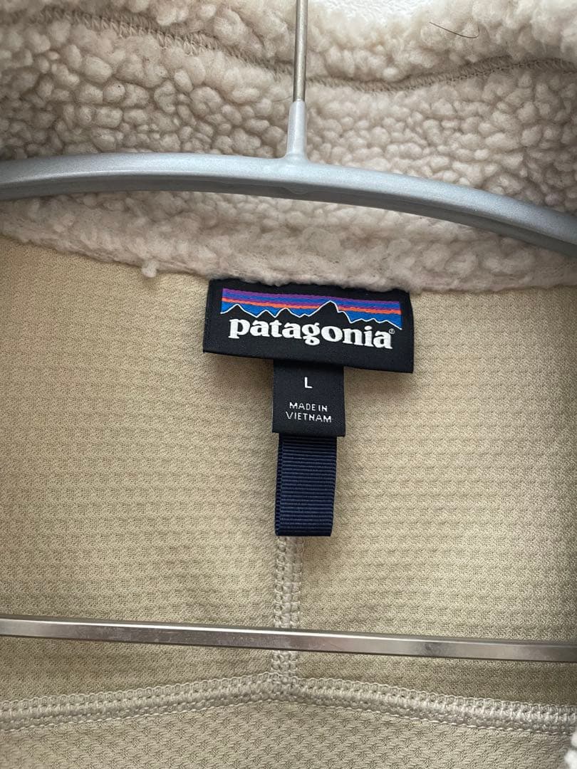 Patagonia フリースベスト アイボリー/グリーン