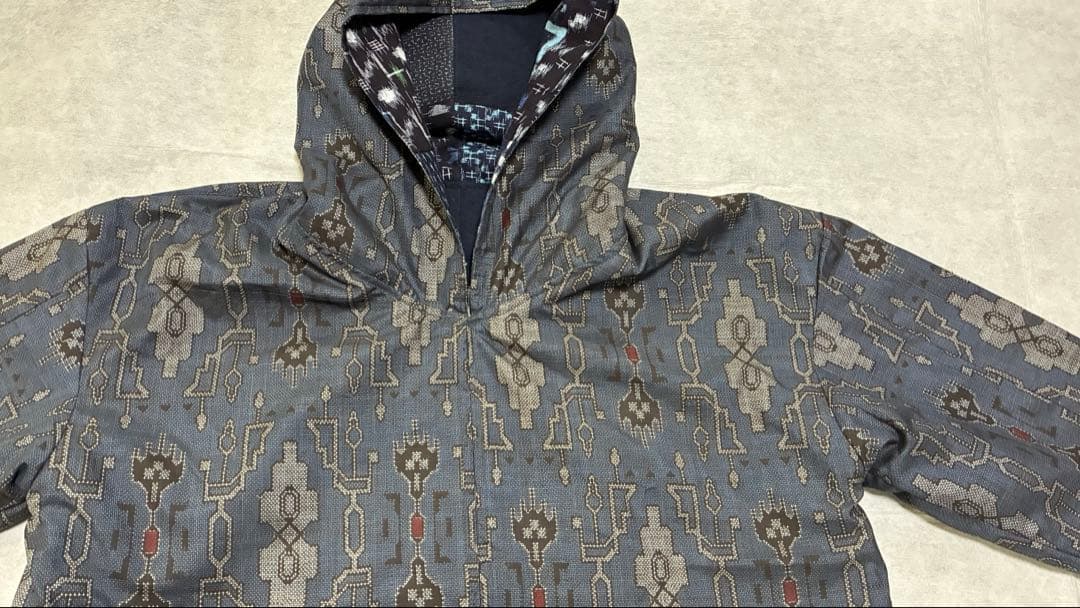 古布リメイク絣パッチワーク／大島紬のリバーシブルのパーカー