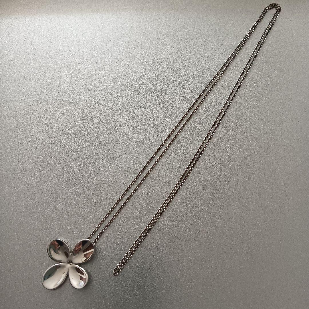 アンジェラカミングス　シルバーネックレス