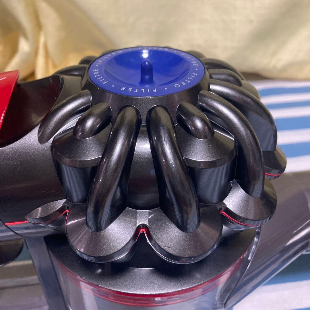 58さん専用ダイソン　ＳＶ11　分解清掃済（限定　床ブラシ、ホ－スサ－ビス）