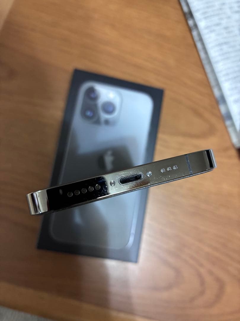 Apple iPhone 13 Pro グラファイト 本体 128GB