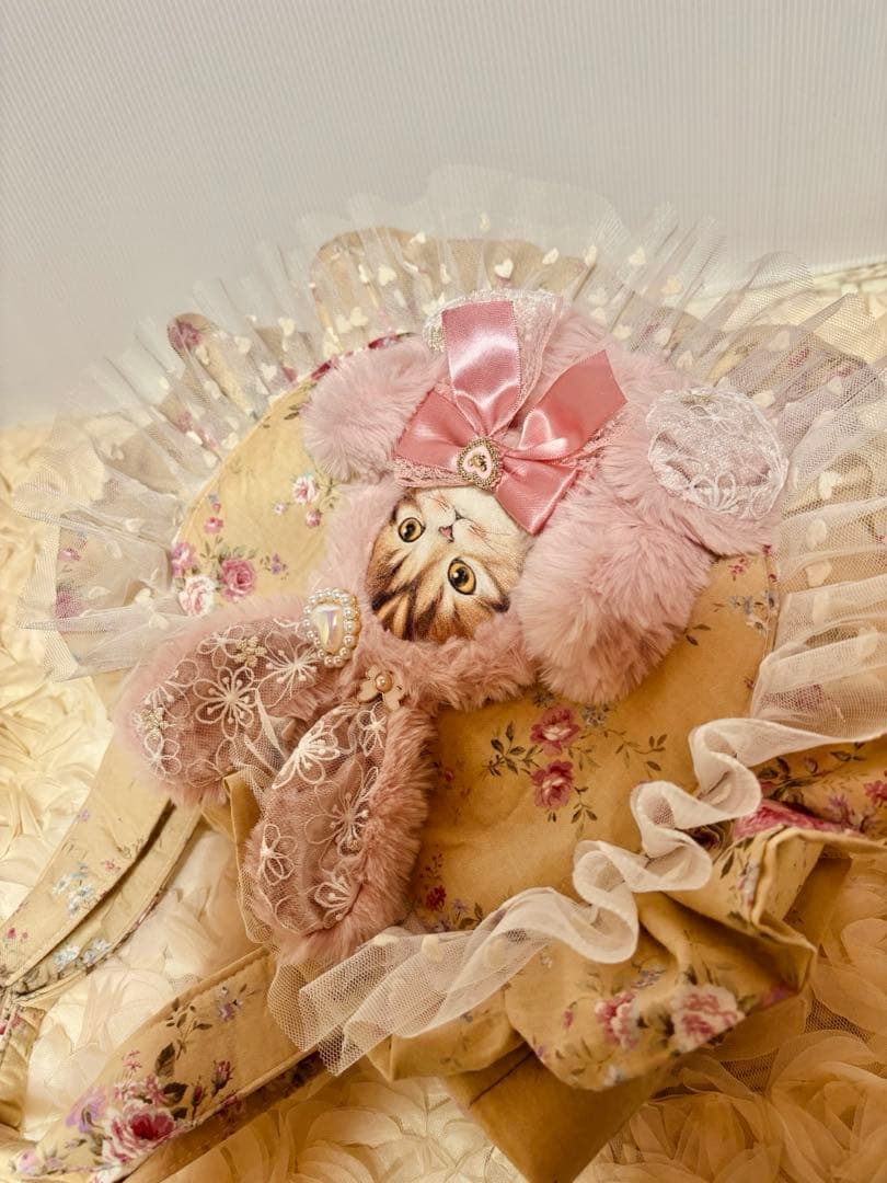 コヤンイサムチョン　ハート型フリルふりふり丸型コロリンバッグ