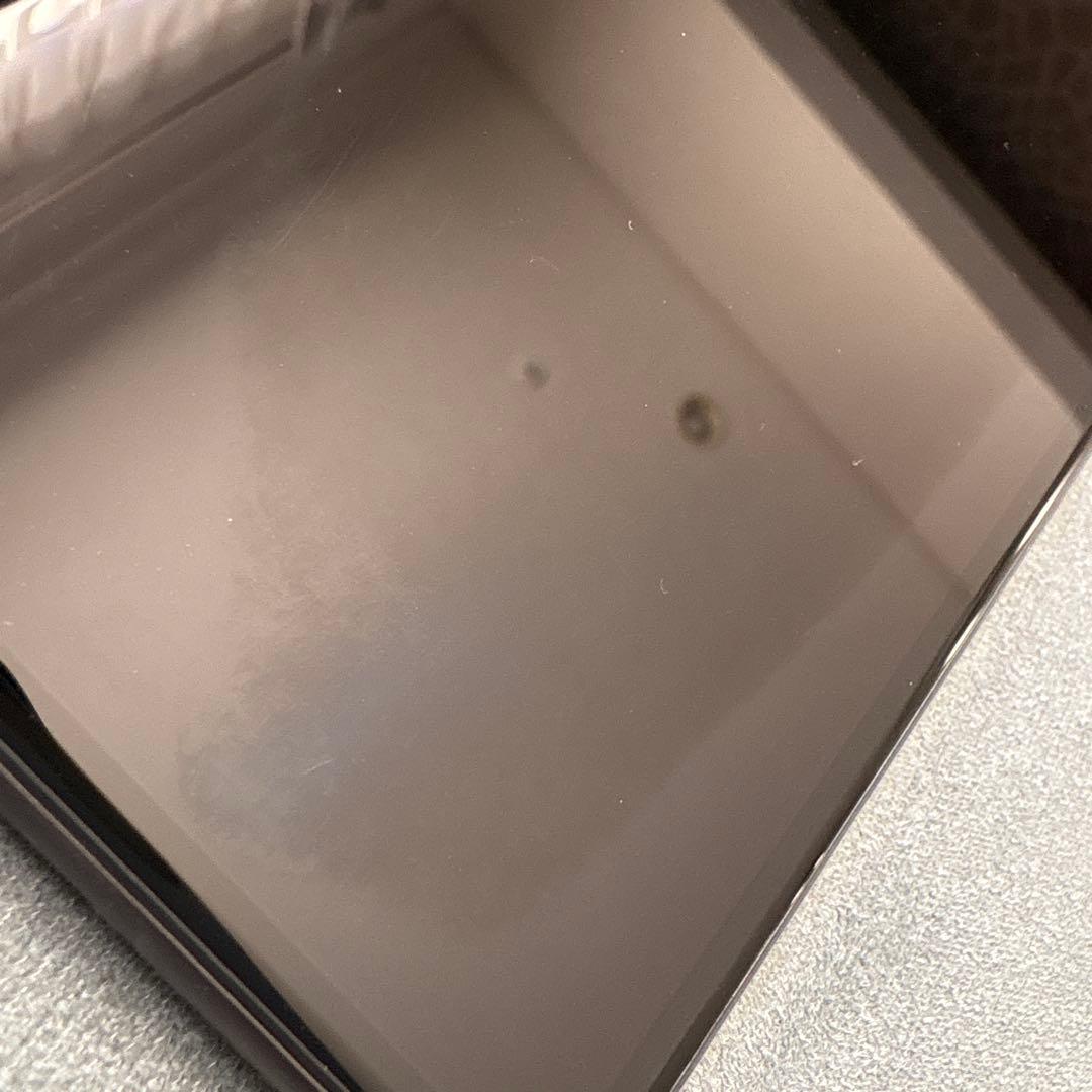 M*n様 か*と様 Apple iPhone 11 ブラック 本体　SIMフリー