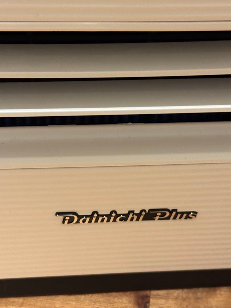 ほぼ新品　ダイニチ セラミックファンヒーター EF-H1200G ホワイト