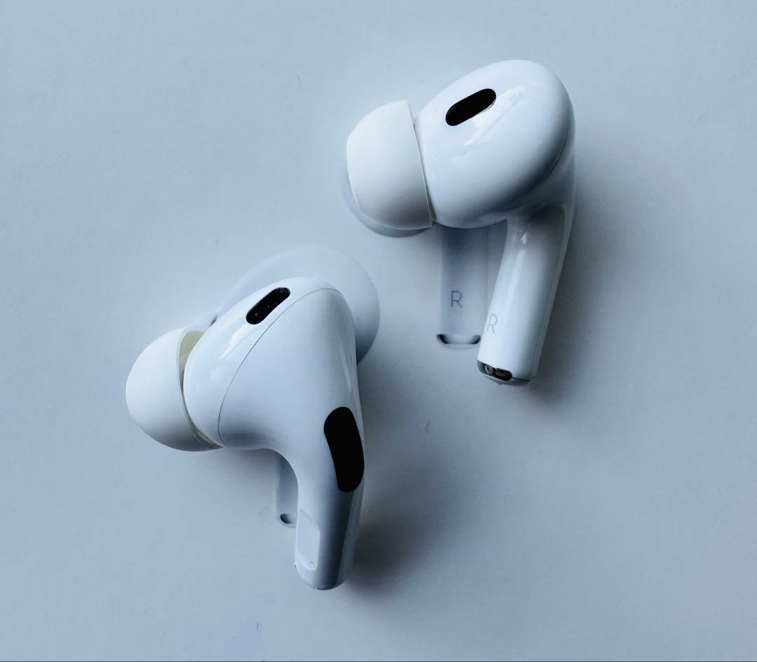 Apple AirPods pro 第2世代【Lightning】