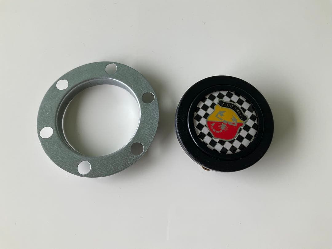 アバルト　ホーンボタン